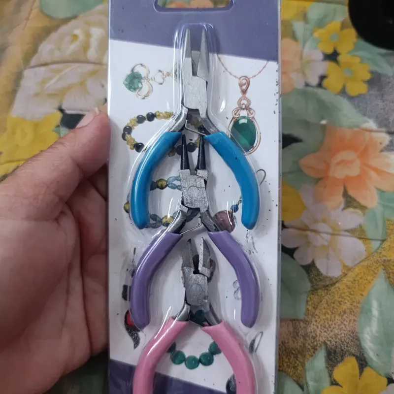 Juego de tres pinzas pequeñas