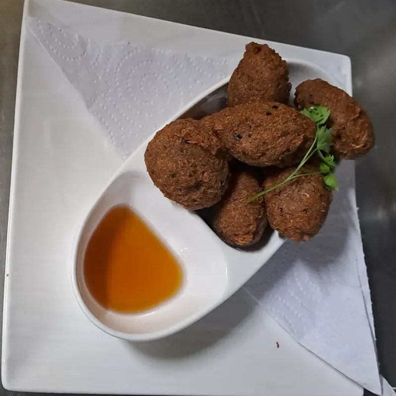 Buñuelos de malanga / malanga fritters