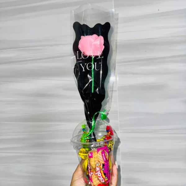 Vasos surtidos con flor 