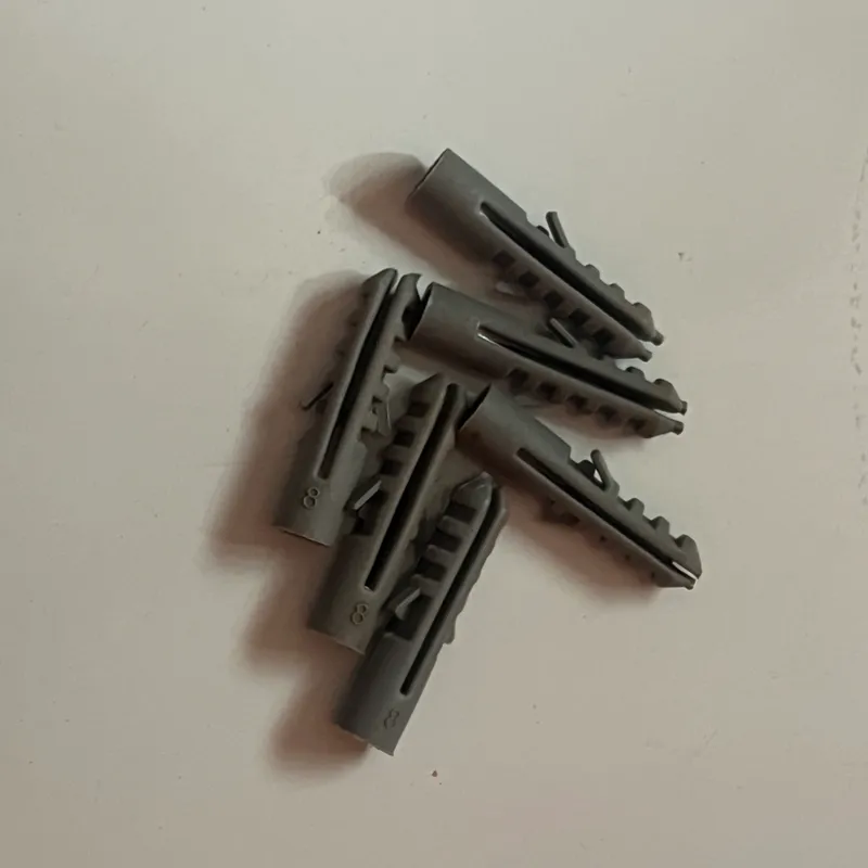 Expansion Plastica de 8 x 3.5