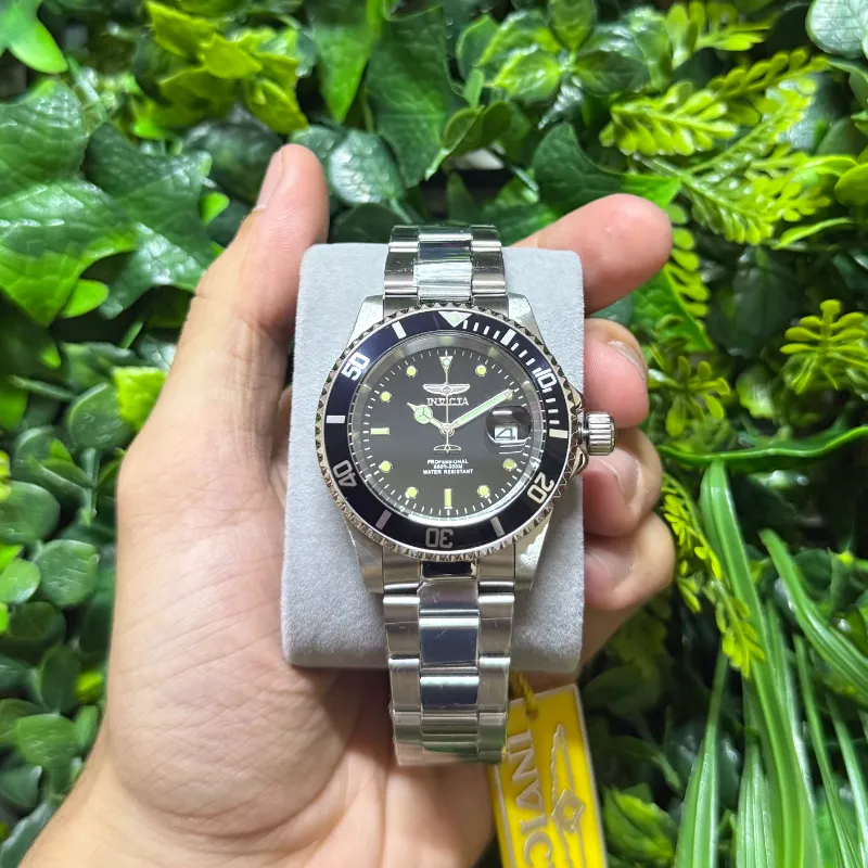 Reloj Invicta de cuarzo Pro Diver para hombre con correa de acero inoxidable
