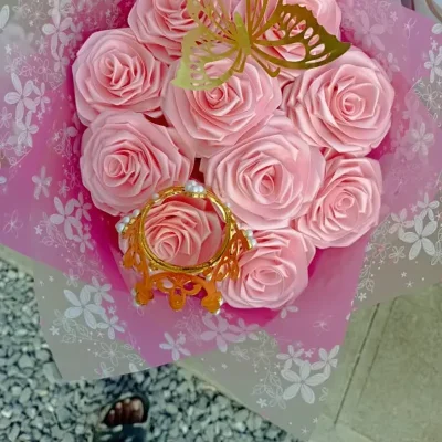 Ramo 10 Rosas Eternas