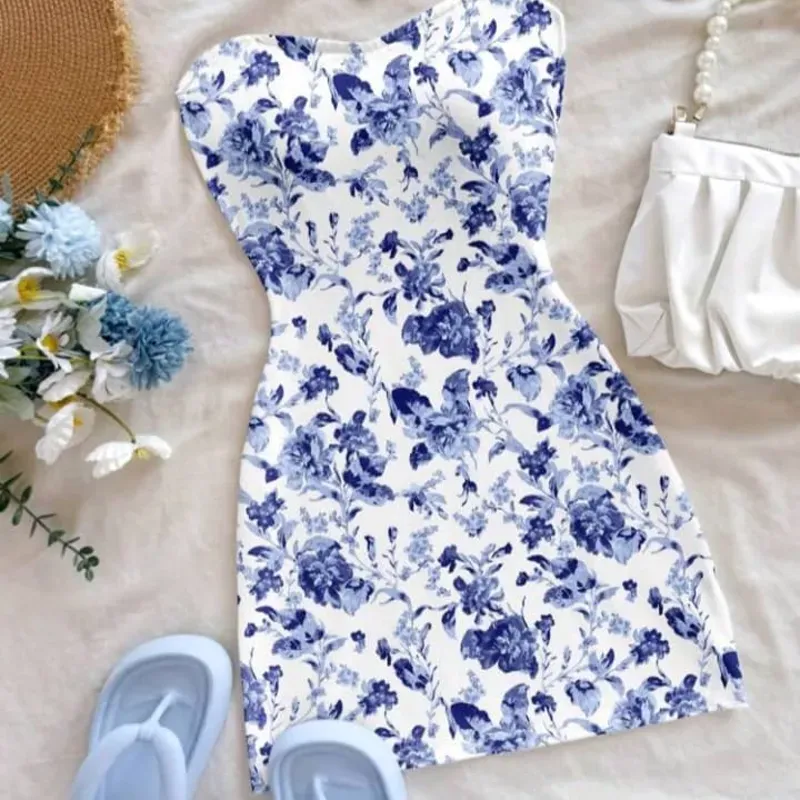 Vestido estampado de pequeñas flores azules