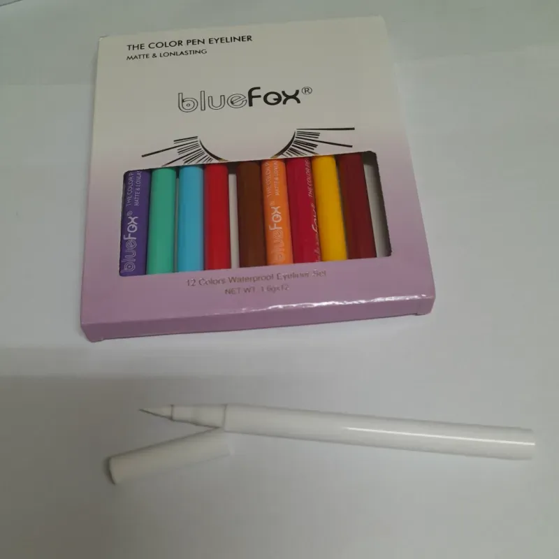 Delineadores de ojos a colores