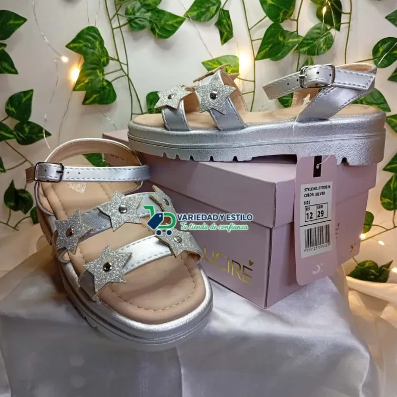 Sandalias de niña