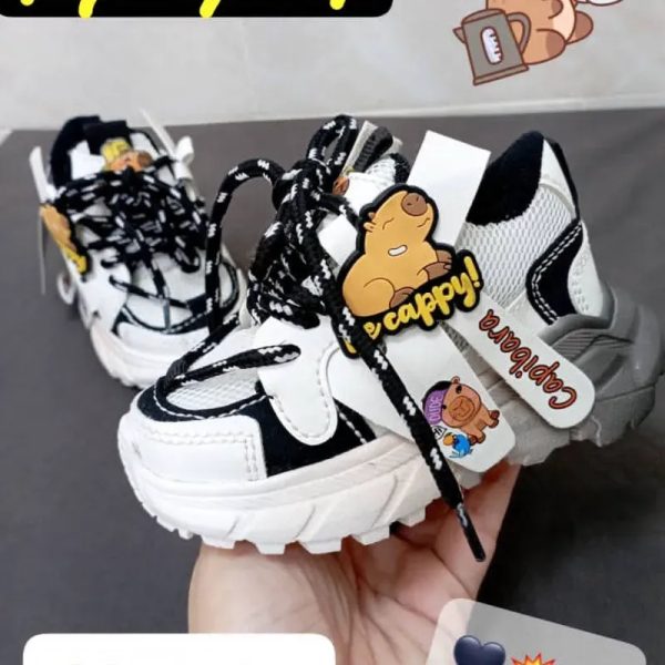 TENIS CORTE BAJO CAPIBARA BLANCO Y NEGRO