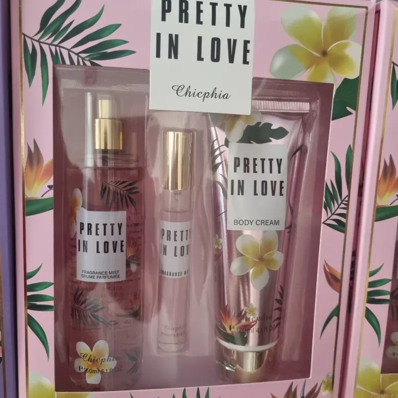 Set de Perfume + Perfume + Crema Pretty in Love