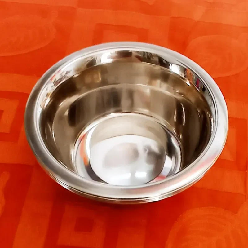 Plato chiquito de acero inoxidable para mascotas