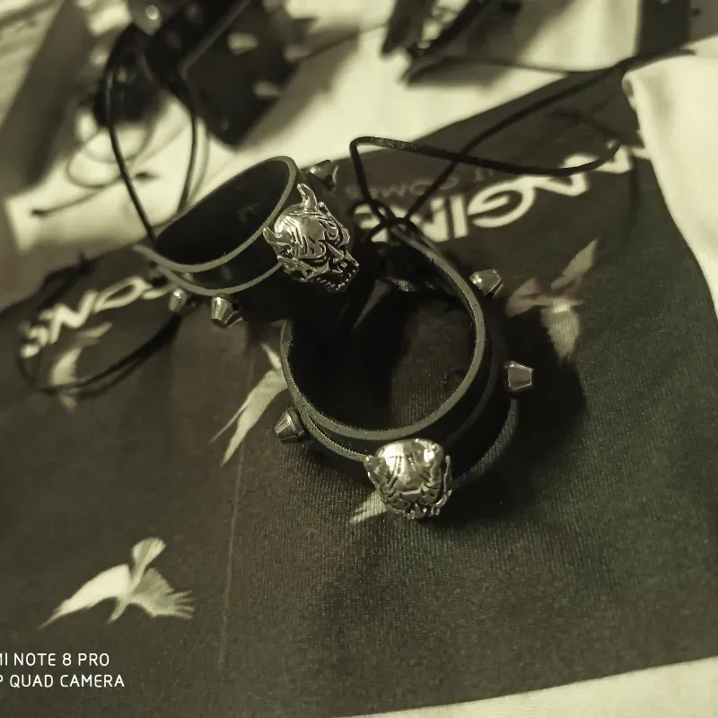 Manilla simple - Demonio