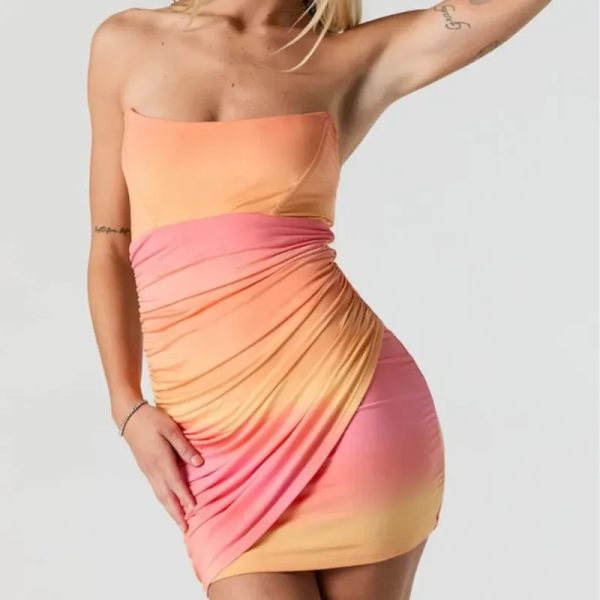 Vestido corto.