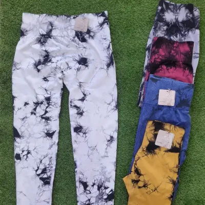 Licras marmoleadas largas