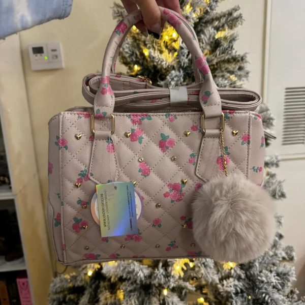 Cartera rosada 