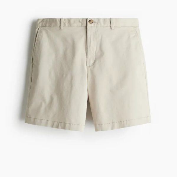 Short beige de hombre
