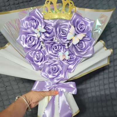 Ramo Corazón de Rosas