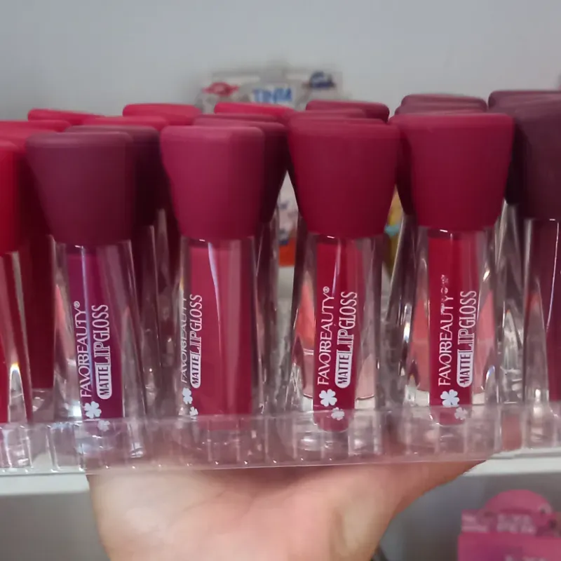 Labial mate líquido