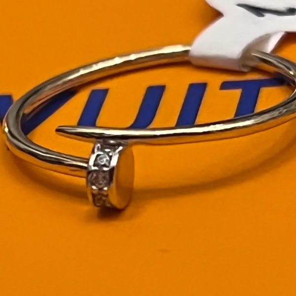 ANILLO 