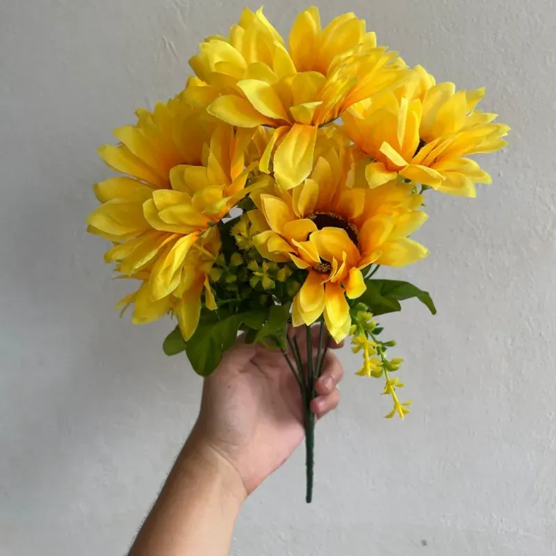 Ramo de 7 girasoles de 10cm