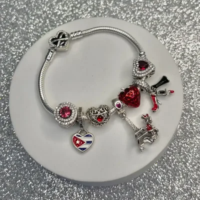 Pulsera armada temática roja