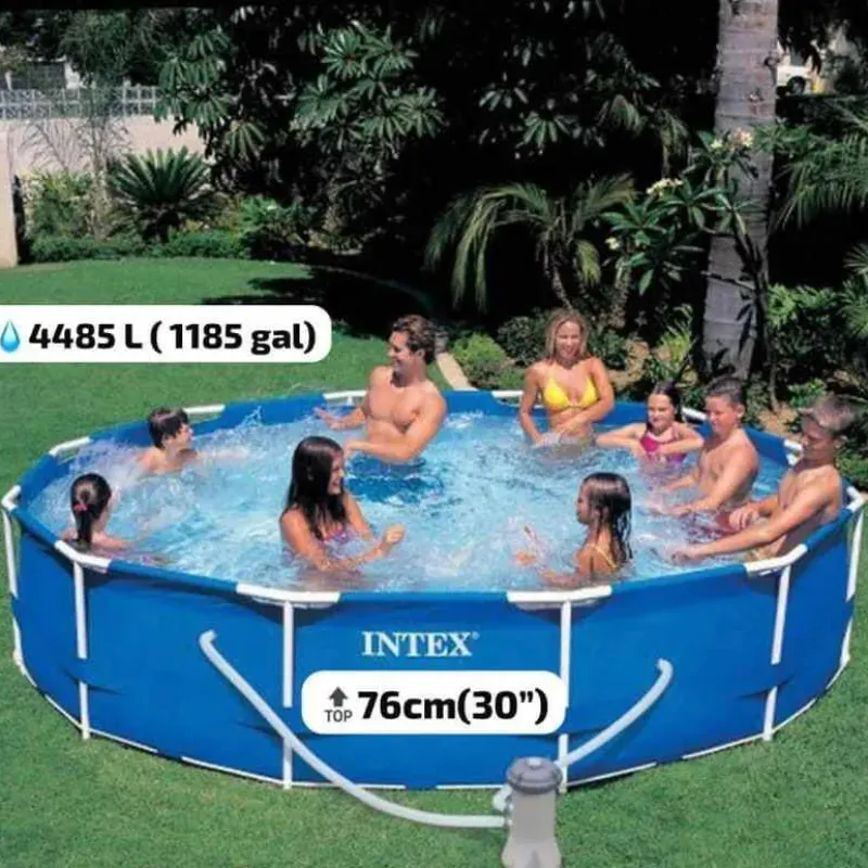 Piscina Marca: Intex con filtro de agua. Capacidad: 4485 L (1,185 galones)