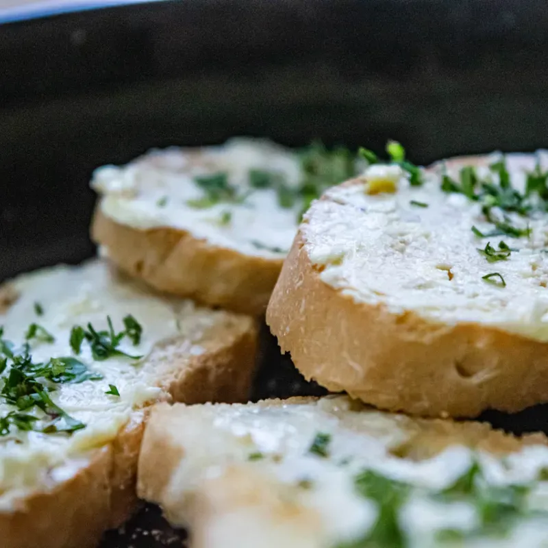 Tostadas y Mantequilla