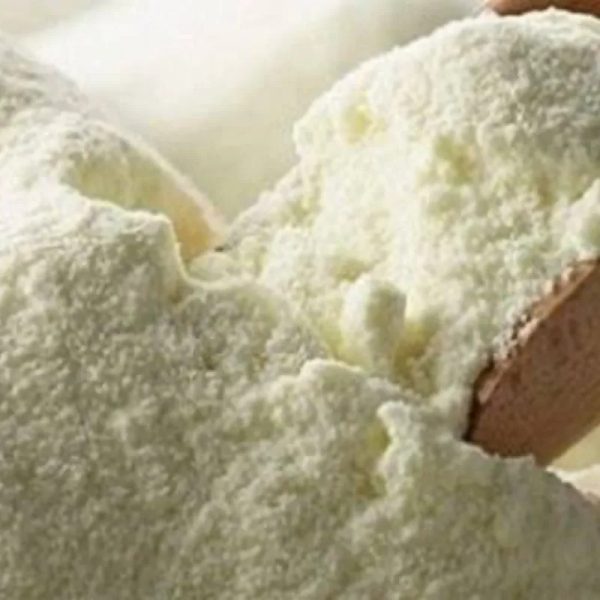 Leche a granel por libras.