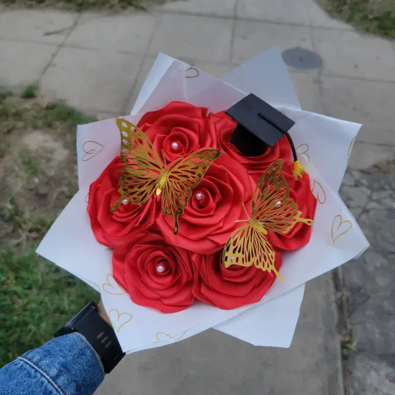 Ramo de 7 rosas para graduación 