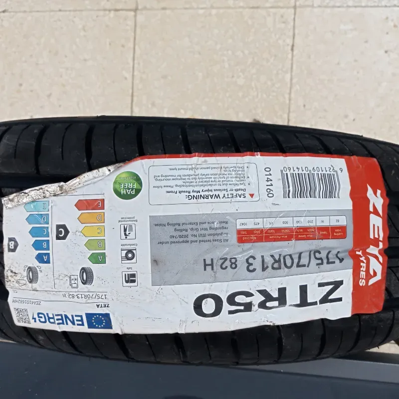 Neumatico 175/70R13