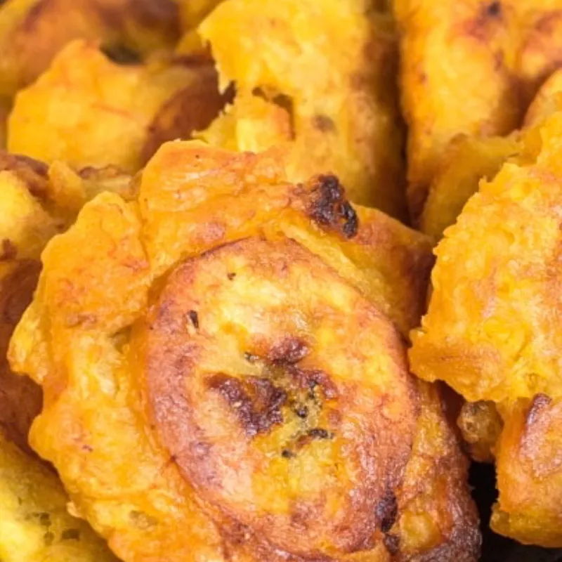 Tostón tradicional al ajo