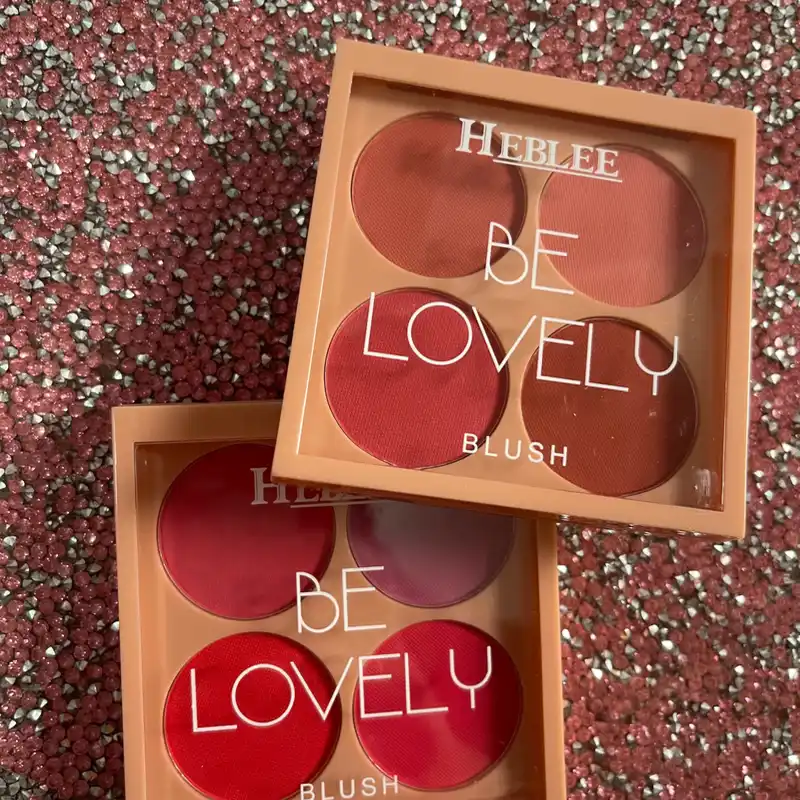 Paletas de rubores (diferentes tonos)