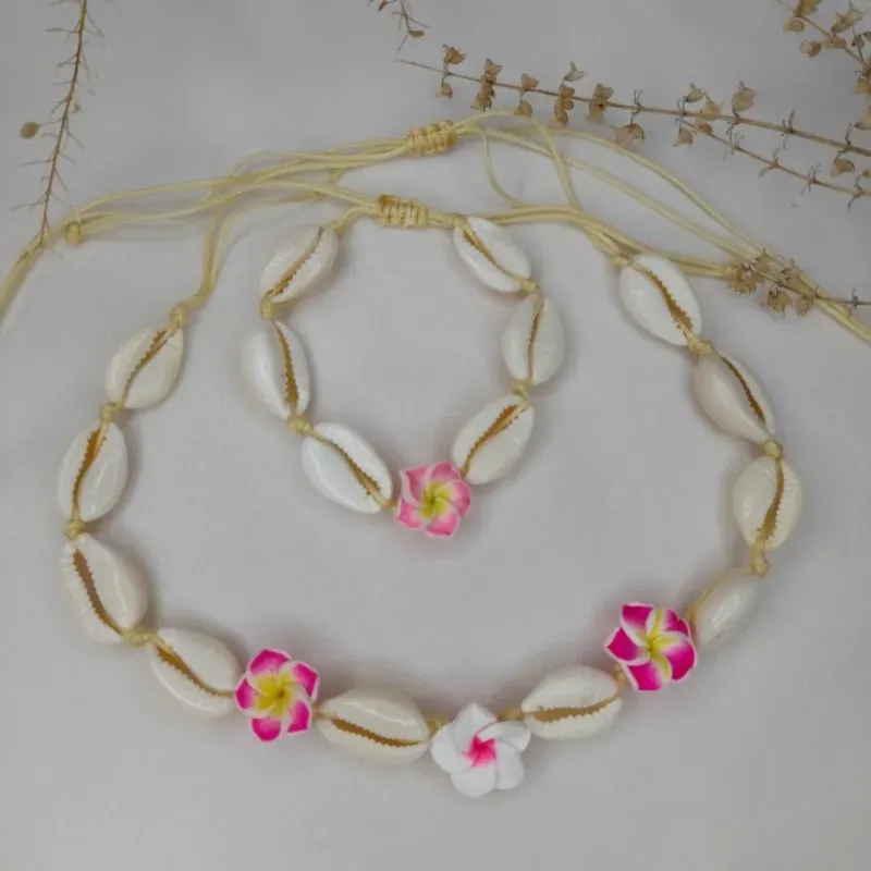 Conjunto de collar y pulsera