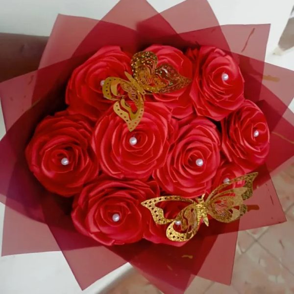 Ramo de rosas eternas