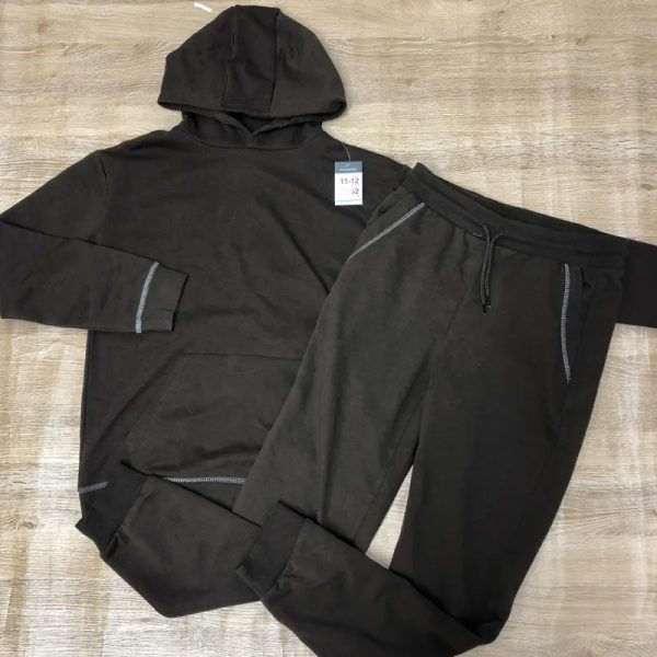 Conjunto color marrón
