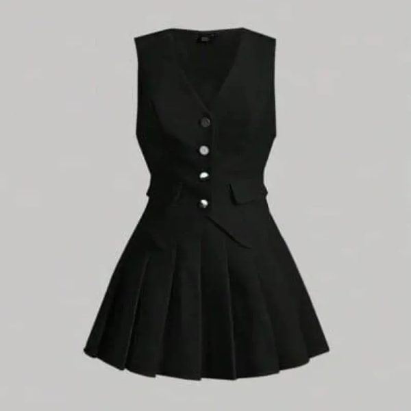 Conjunto chaleco y saya corta