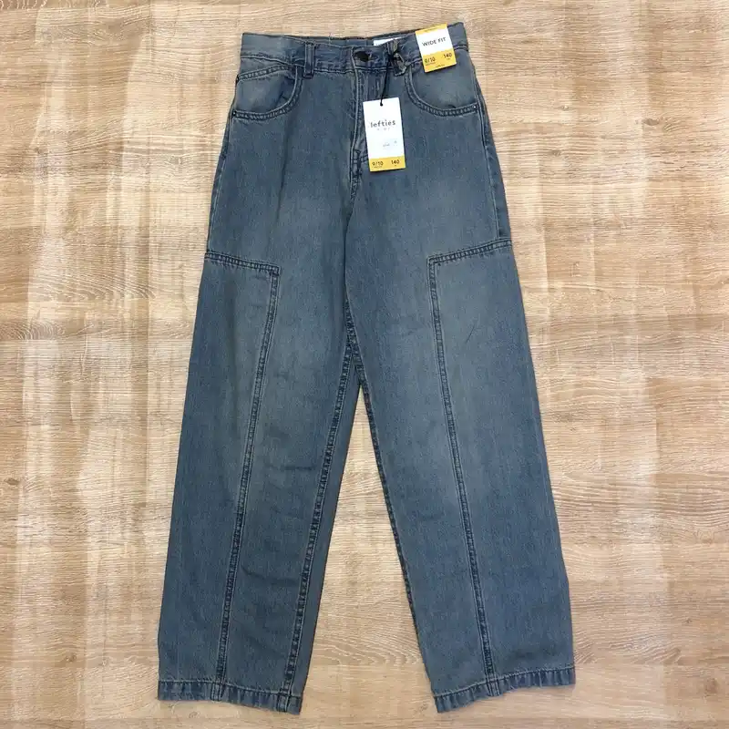 Pantalón de patas anchas