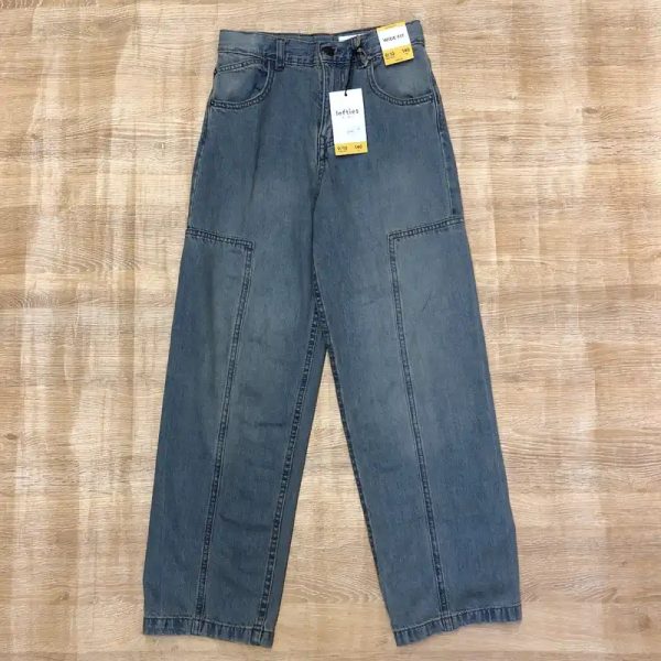 Pantalón de patas anchas