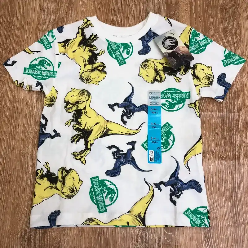 Pulóver con dinosaurios color blanco