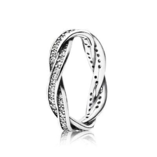 Anillo Entrelazado