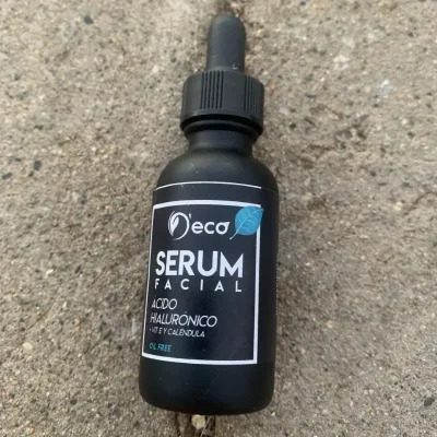 Sérum facial de ácido hialurónico, caléndula y vitamina E