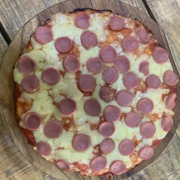Pizza Salchicha y Queso