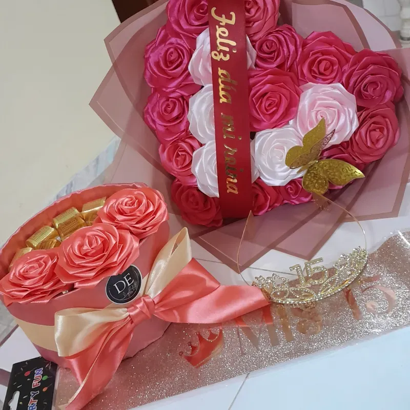 Corazón y chocolates para la quinceañera 