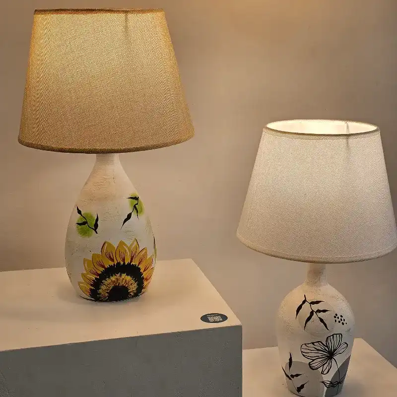 Luminaria con base cerámica