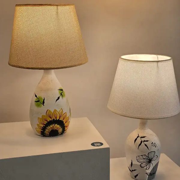 Luminaria con base cerámica