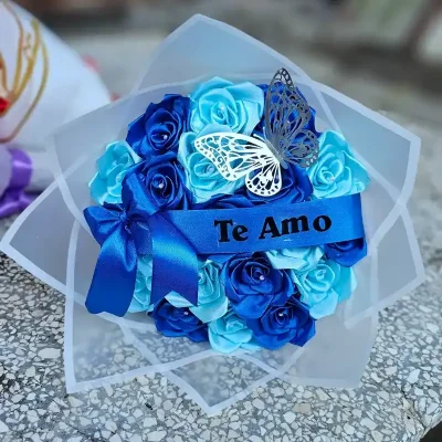 Ramo de 20 Rosas Eternas Azul