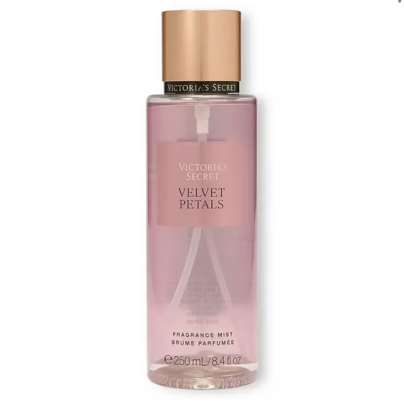 Victoria’s Secret – Velvet Petals Fragrance Mist