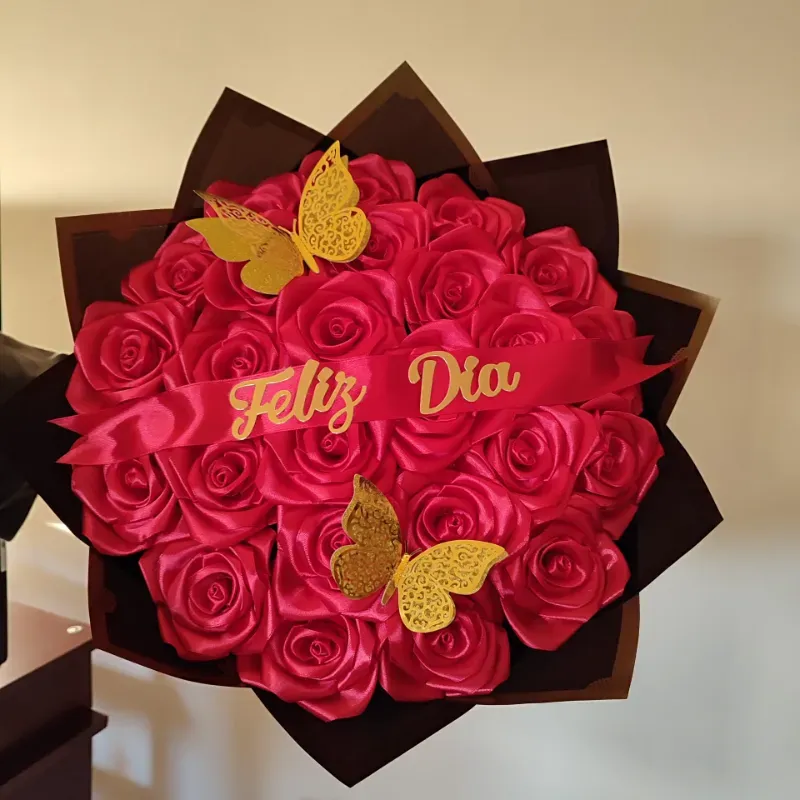 Ramo buchón rojo "Feliz día"