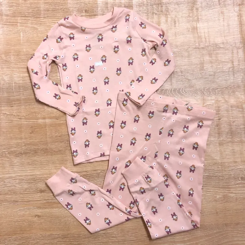 Conjunto de Daisy Duck