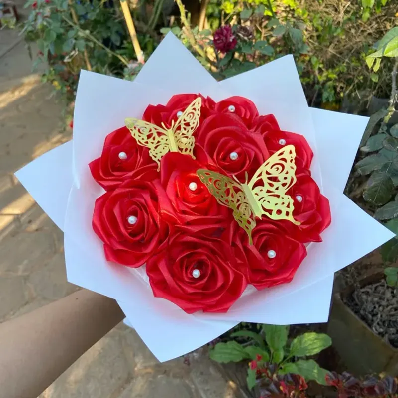 Ramo de 11 Rosas Eternas