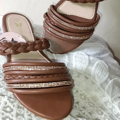 Sandalias elegantes