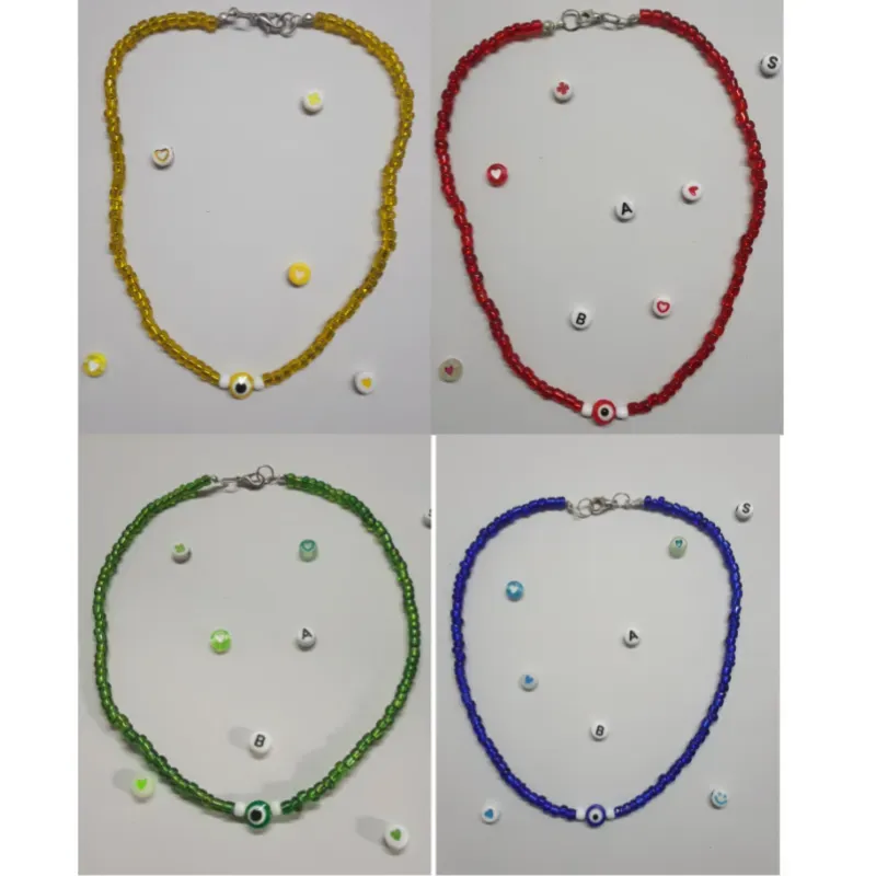 Collar con  shakiras  y ojo turco