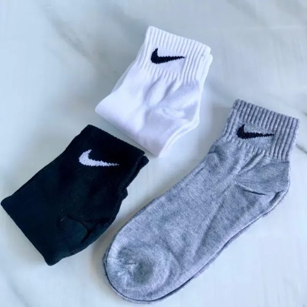 Medias Nike cortas